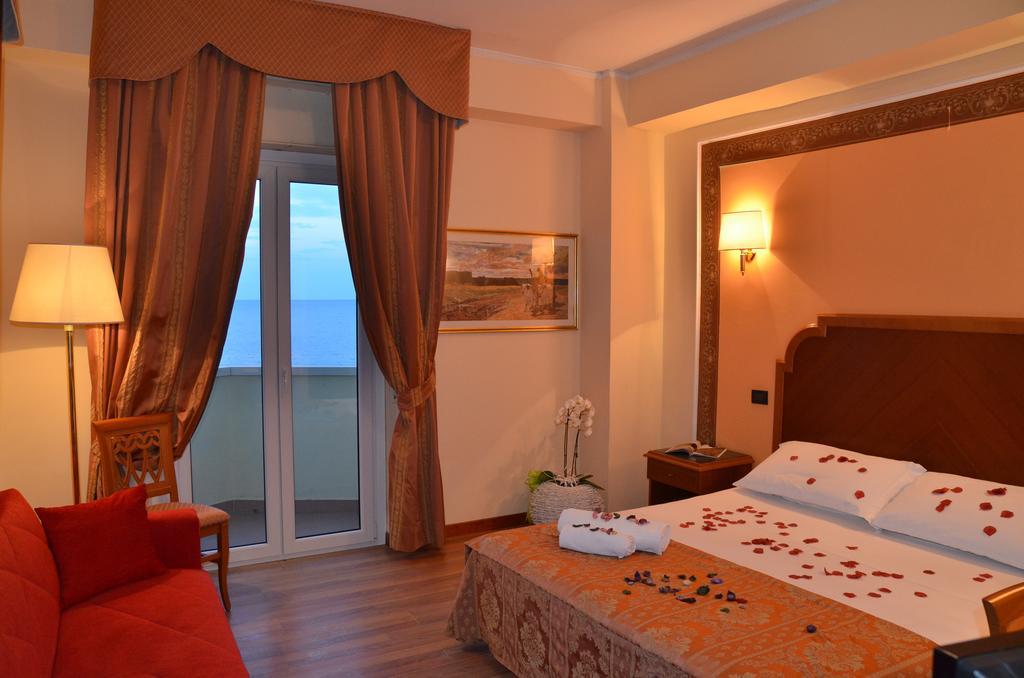 Grand Hotel Montesilvano Marina 외부 사진