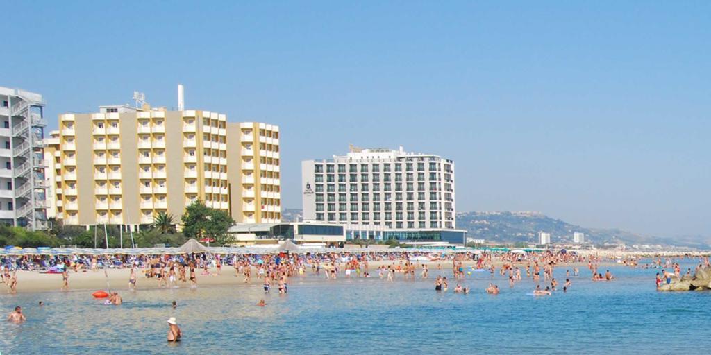 Grand Hotel Montesilvano Marina 외부 사진