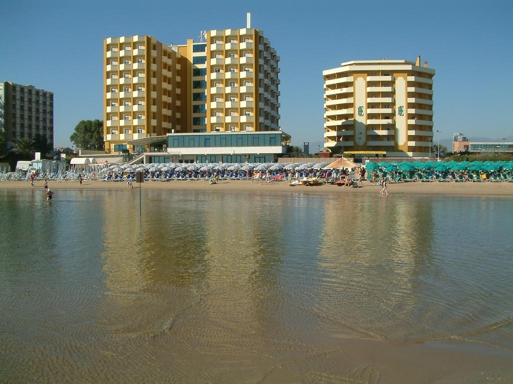 Grand Hotel Montesilvano Marina 외부 사진