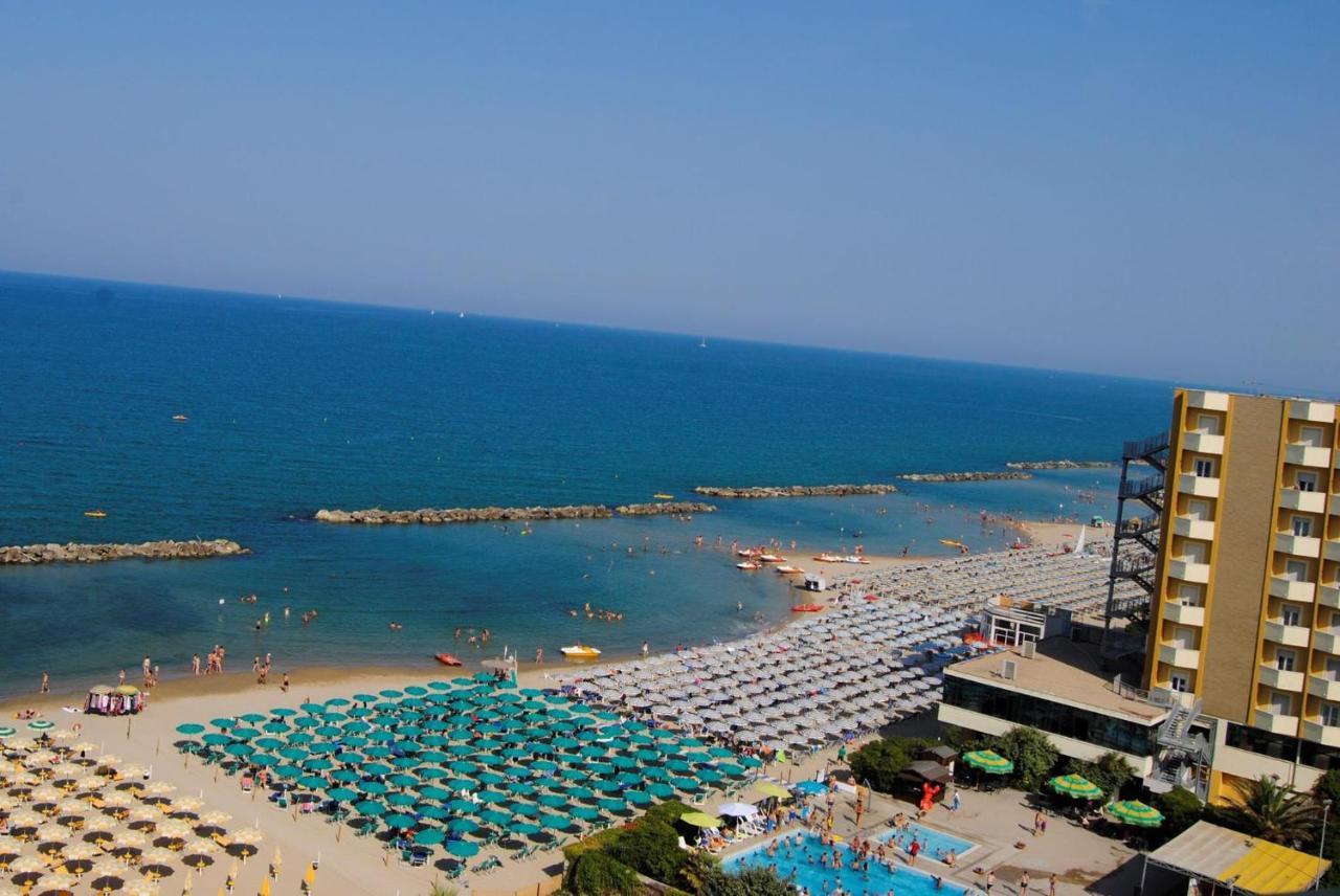 Grand Hotel Montesilvano Marina 외부 사진